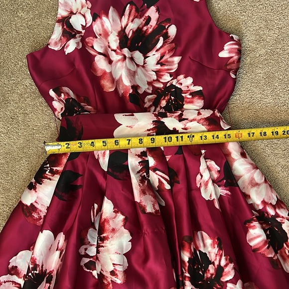 Tahari Arthur S. Levine Floral Mikado High Low Dress Size 12 - Picture 8 of 14
